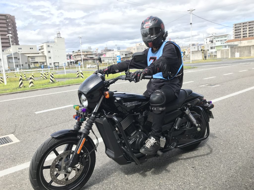 二輪教習、ロイヤルの大型二輪ではハーレーの教習車がのれます ロイヤルの大型二輪ではハーレーの教習車がのれます