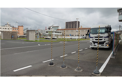 大型車での路端における停車および発進