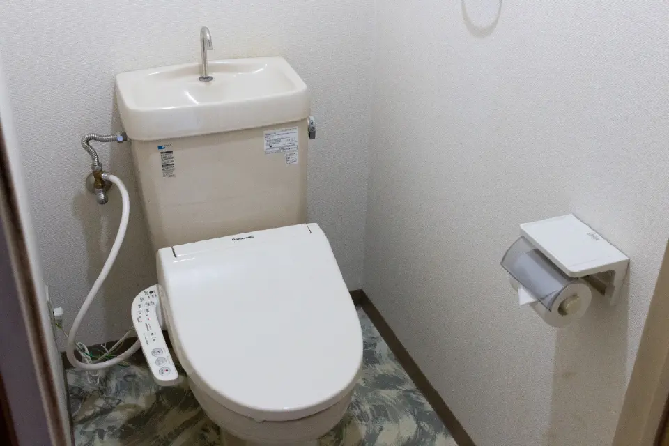 J&Cマンションのトイレ